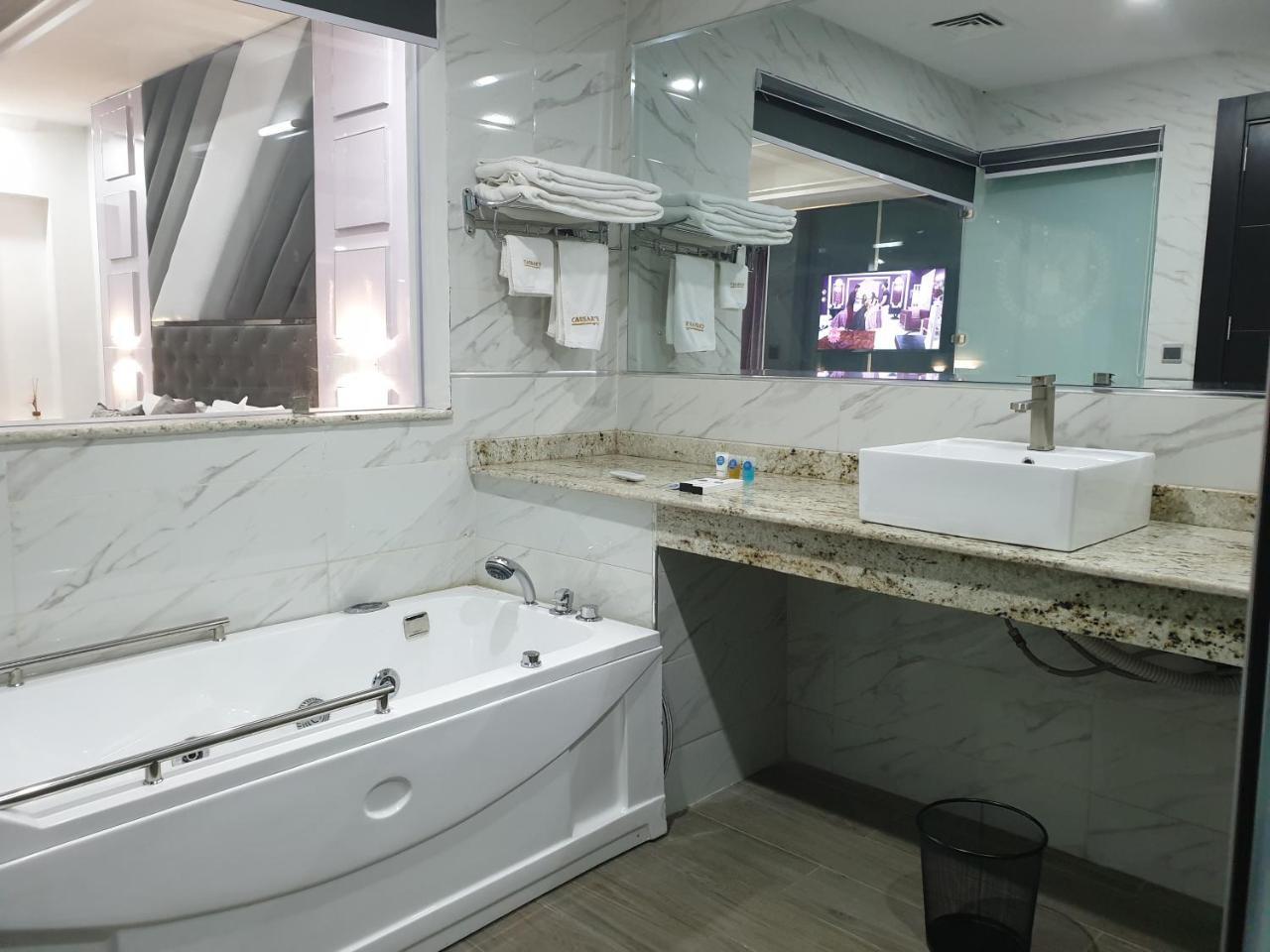 Caesar'S Luxury Hotel Lekki Exterior foto